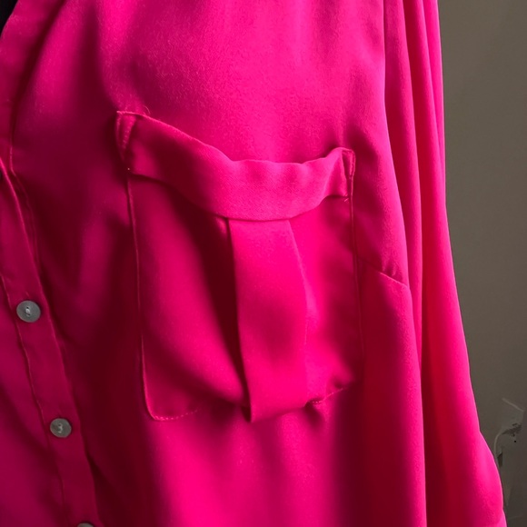 Hot pink button down - Picture 2 of 7